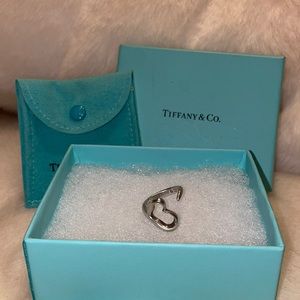 Tiffany & Co. Open heart ring